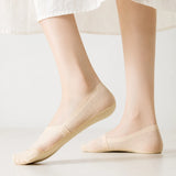 Invisible no-show socks with breathable mesh and anti-slip grip