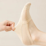 Invisible no-show socks with breathable mesh and anti-slip grip