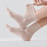 Bergen men's 100 percent merino wool moisture-wicking socks