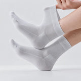 Bergen men's 100 percent merino wool moisture-wicking socks