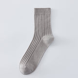 Hampton ribbed organic cotton crew socks with breathable stay-put fit