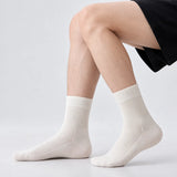 Bergen men's 100 percent merino wool moisture-wicking socks